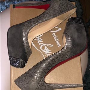 **Christian Louboutin ‘Maggie 140/Suede’ Size 39**